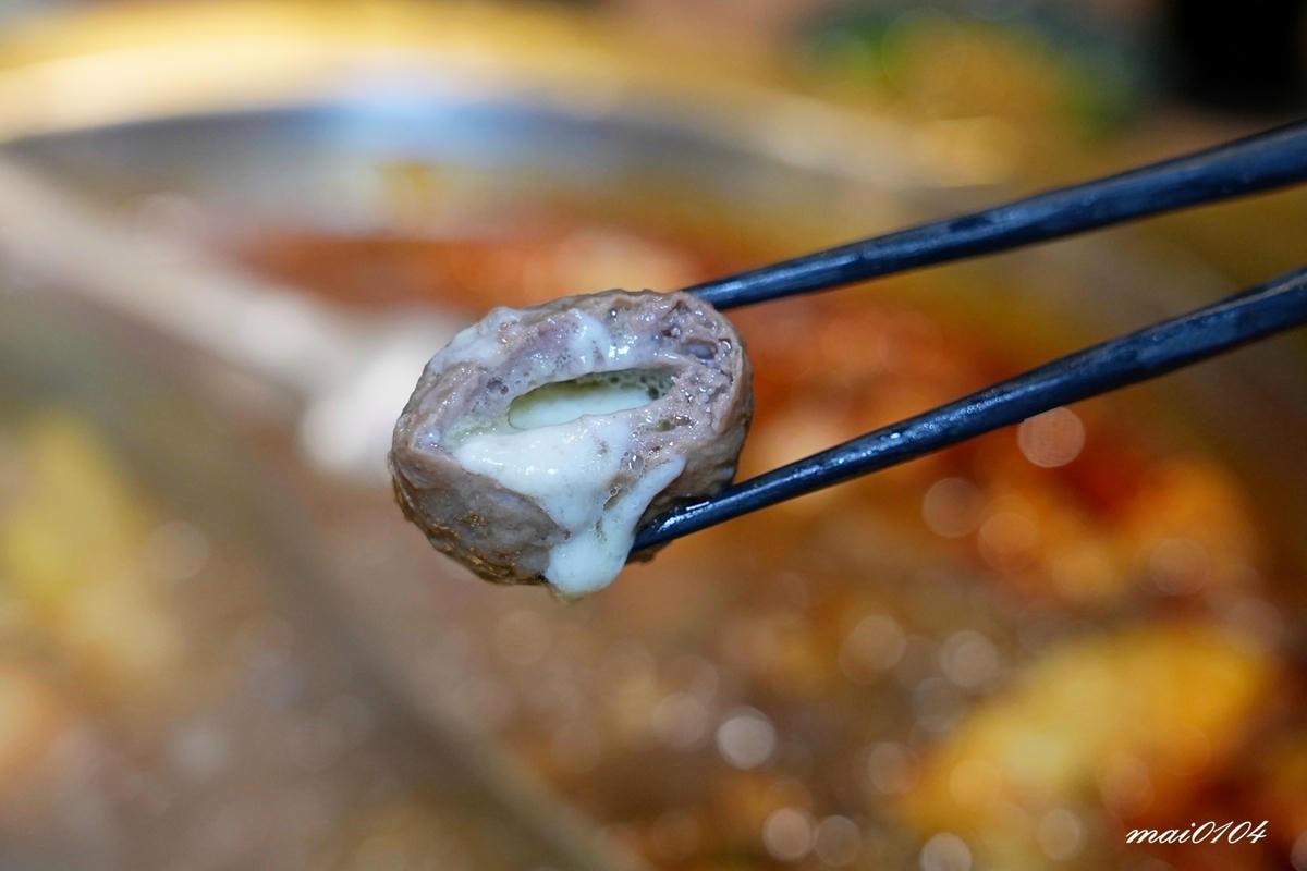 新竹石頭火鍋｜韋爐復刻食鍋巨城店～懷舊用餐風格、食材豐富多樣
