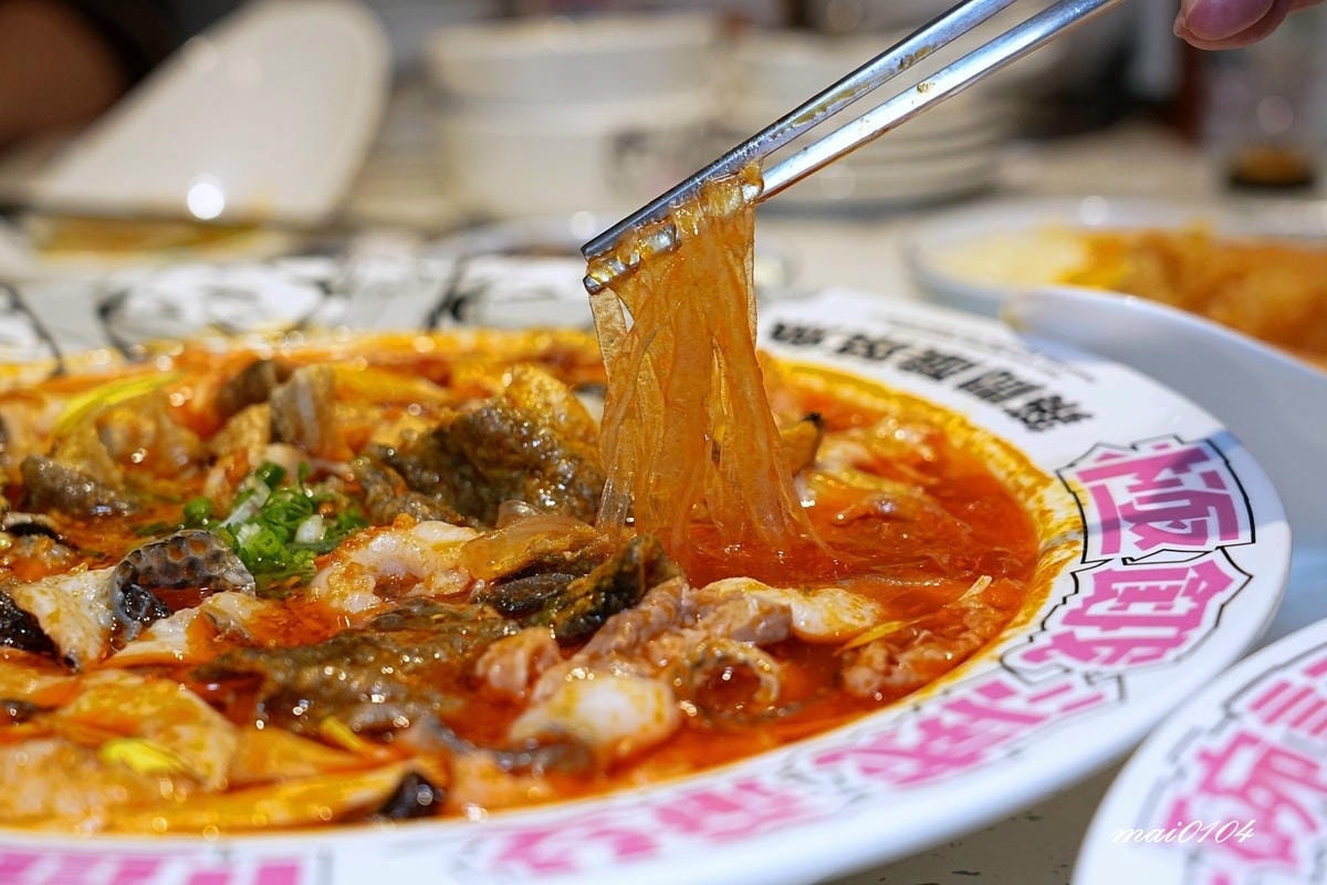 楊梅美食｜築間酸菜魚楊梅中山店～營業到凌晨24:00的酸菜魚