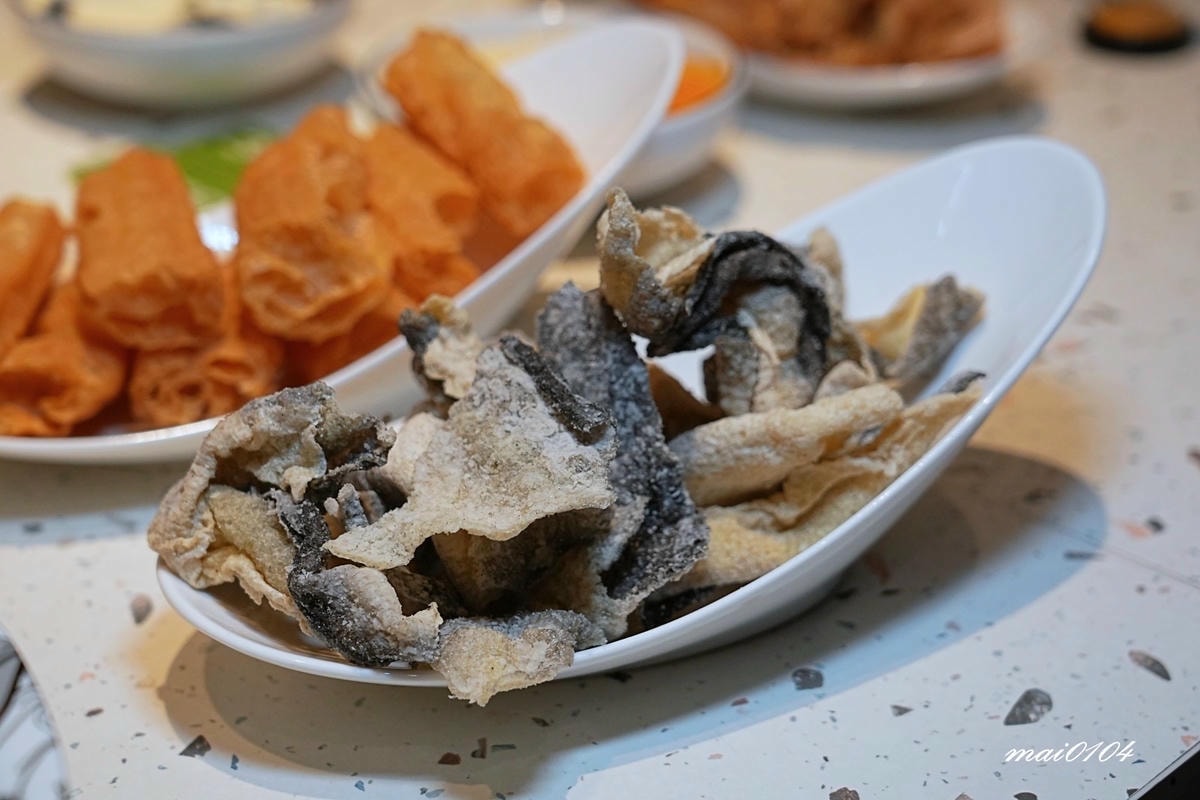 楊梅美食｜築間酸菜魚楊梅中山店～營業到凌晨24:00的酸菜魚