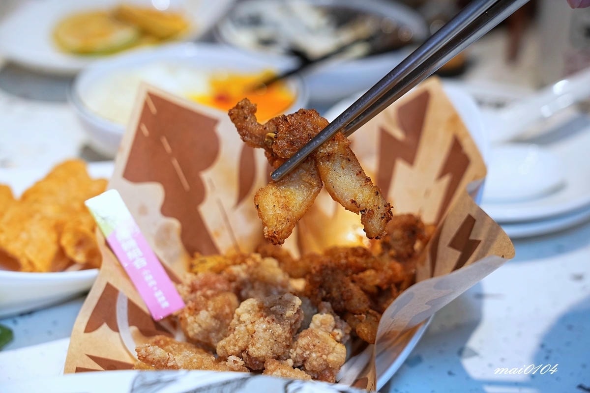 楊梅美食｜築間酸菜魚楊梅中山店～營業到凌晨24:00的酸菜魚