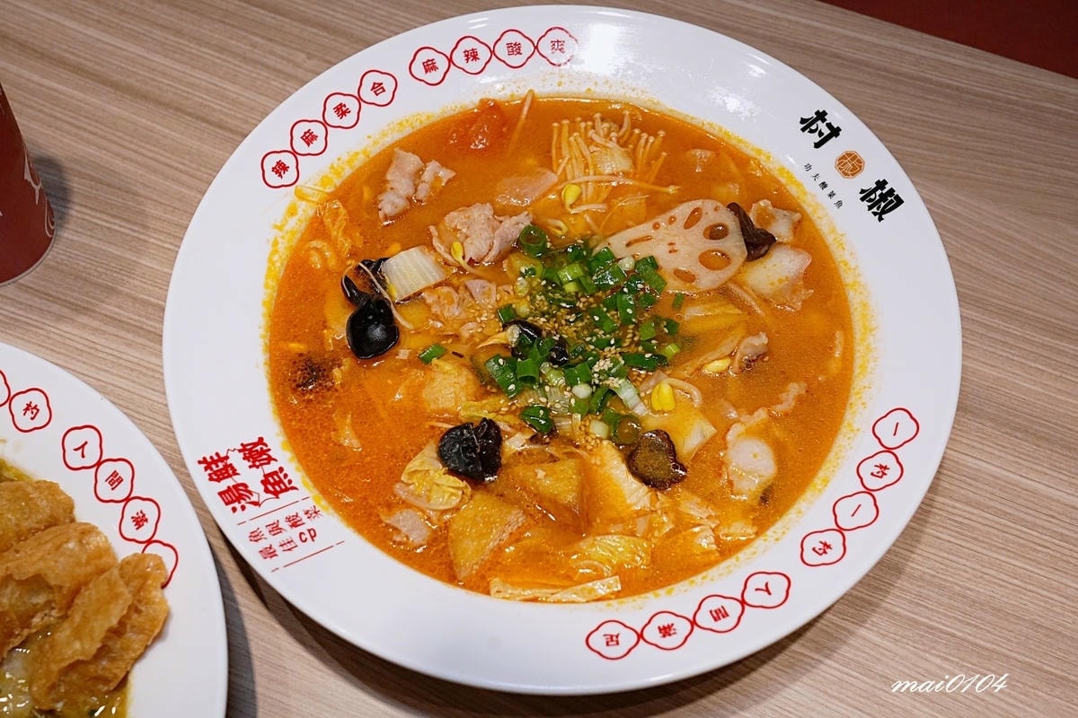 新竹香山美食｜村椒酸菜魚～只要258元就能享用正宗老罈酸菜魚