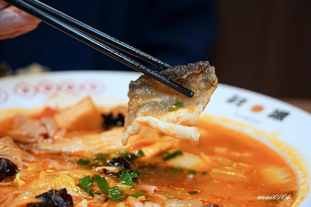 新竹香山美食｜村椒酸菜魚～只要258元就能享用正宗老罈酸菜魚