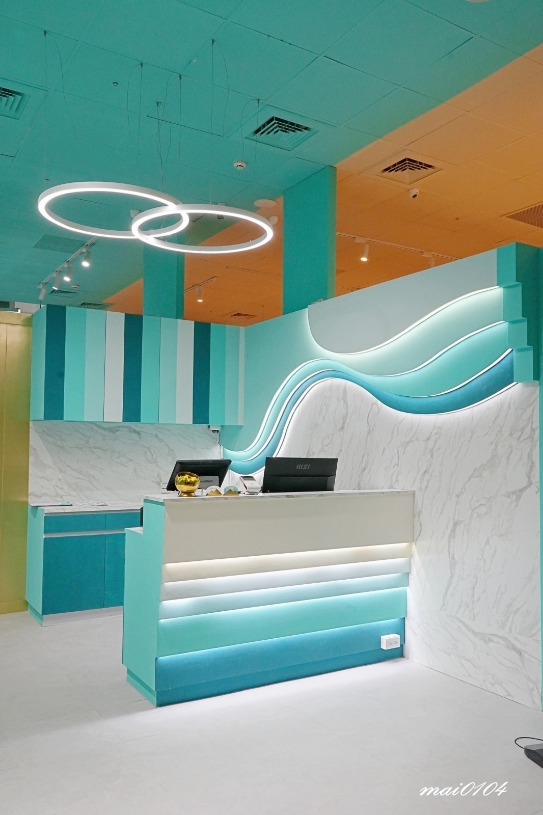 台北西門町美食｜狂一鍋酸菜魚～肉多多、明水然樂兩大新創姊妹品