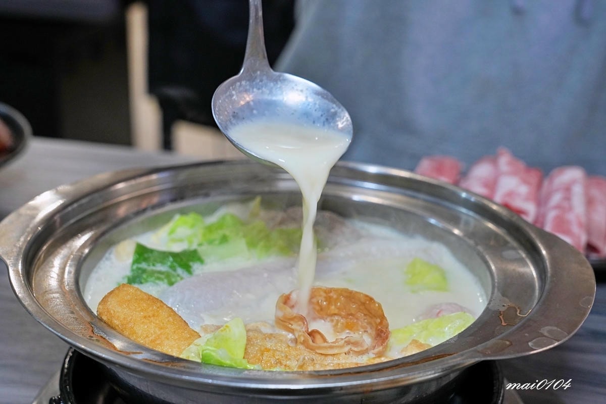桃園楊梅｜逸小鍋鍋の物楊梅店～豬肉片、干貝買一送一，推出商業