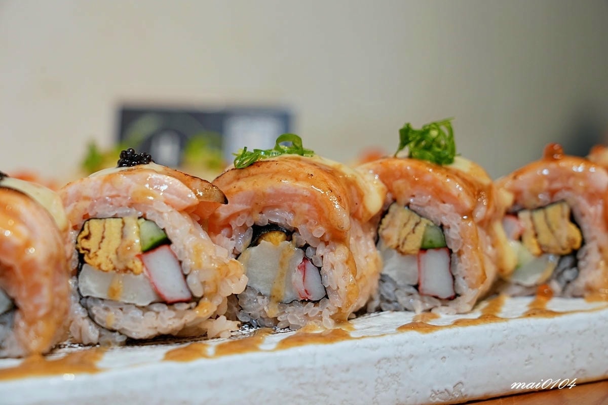 沒有招牌、隱藏在市場裡的日式料理，料多味美的味增湯免費喝到飽