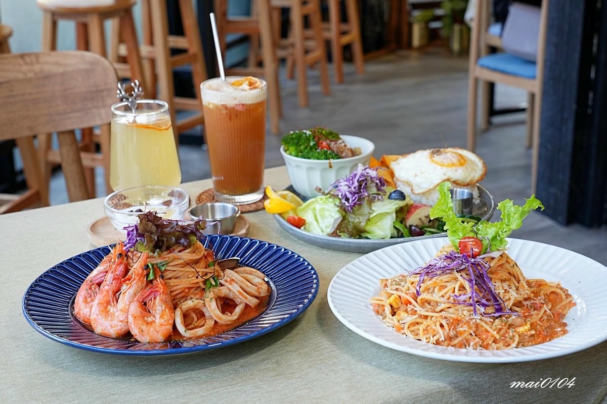 桃園平鎮美食｜鹿途咖啡LU•TU～充滿綠色植栽的早午餐、義大