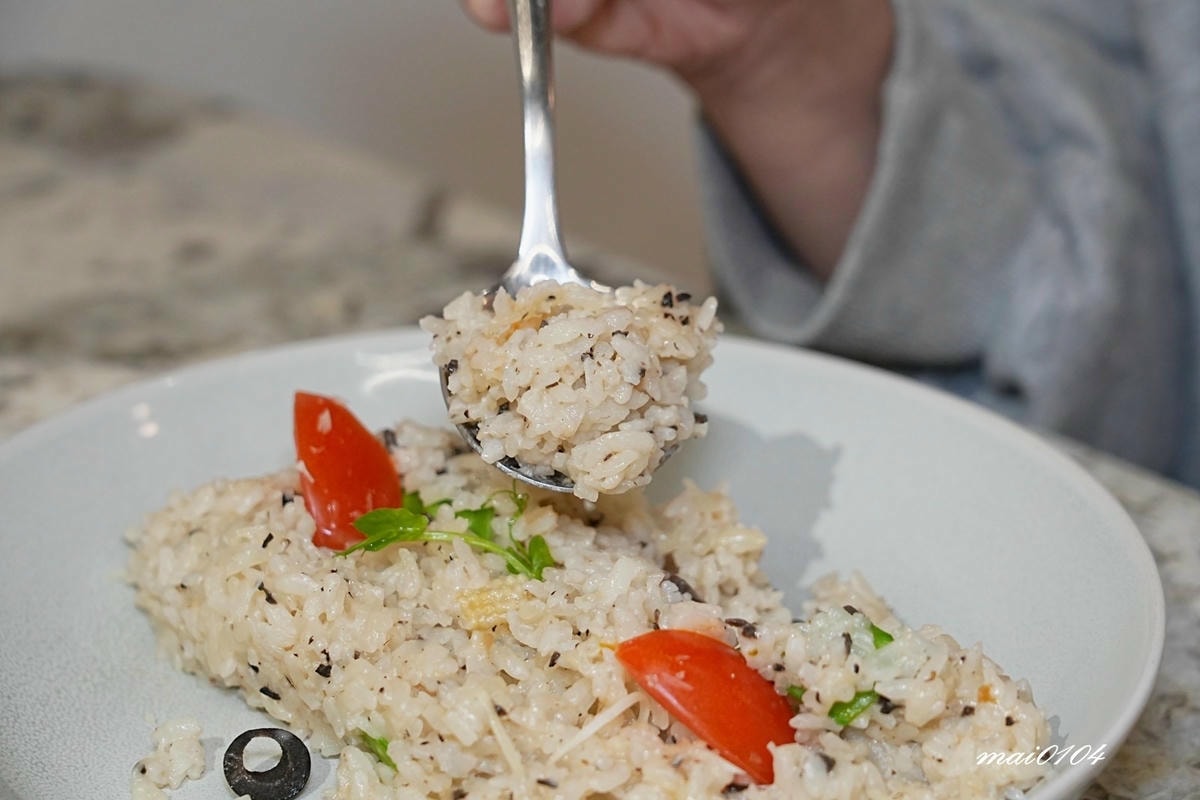 桃園平鎮美食|萃99'Caffee平鎮店~結合建設公司與咖啡 桃園平鎮美食|萃99'Caffee平鎮店~結合建設公司與咖啡