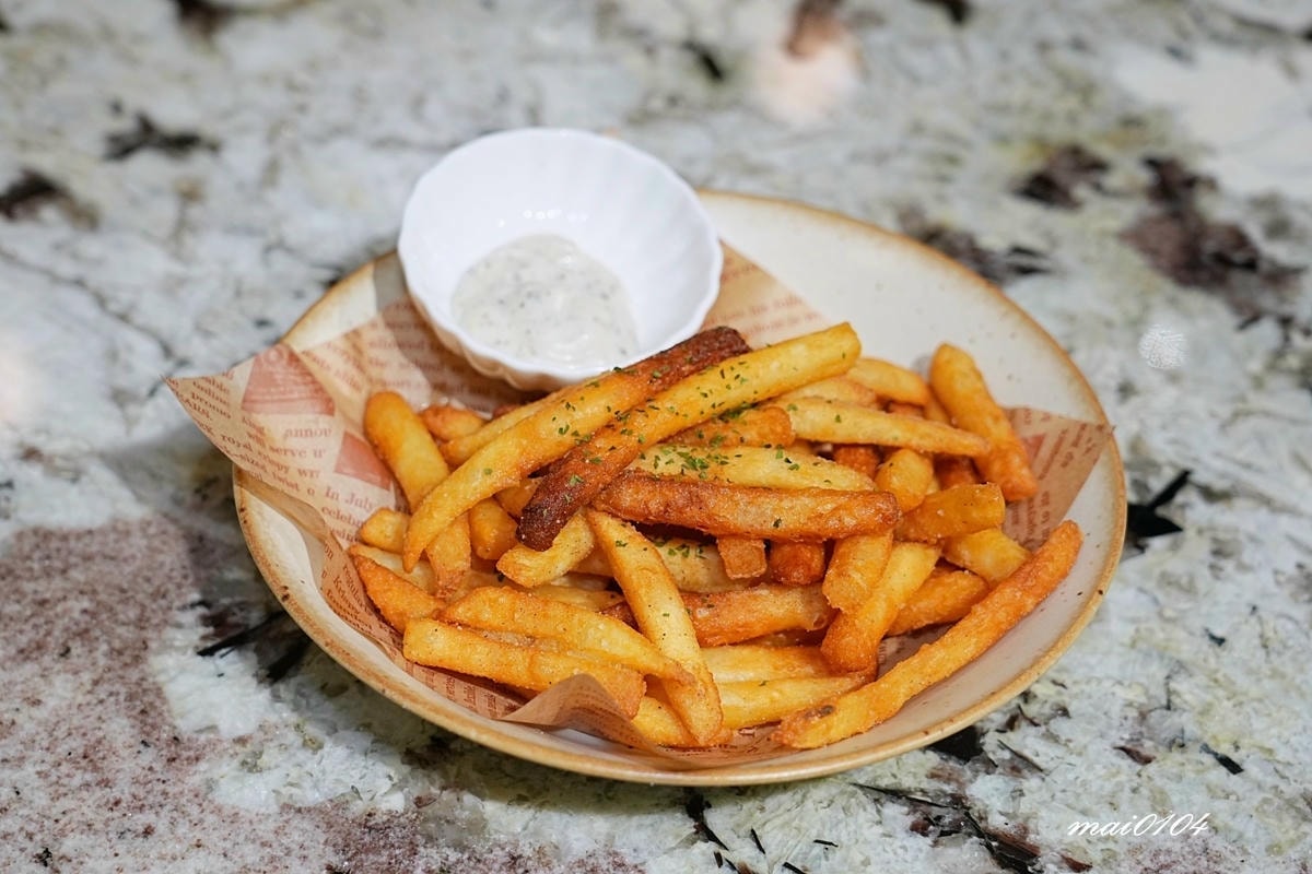 桃園平鎮美食|萃99'Caffee平鎮店~結合建設公司與咖啡 桃園平鎮美食|萃99'Caffee平鎮店~結合建設公司與咖啡