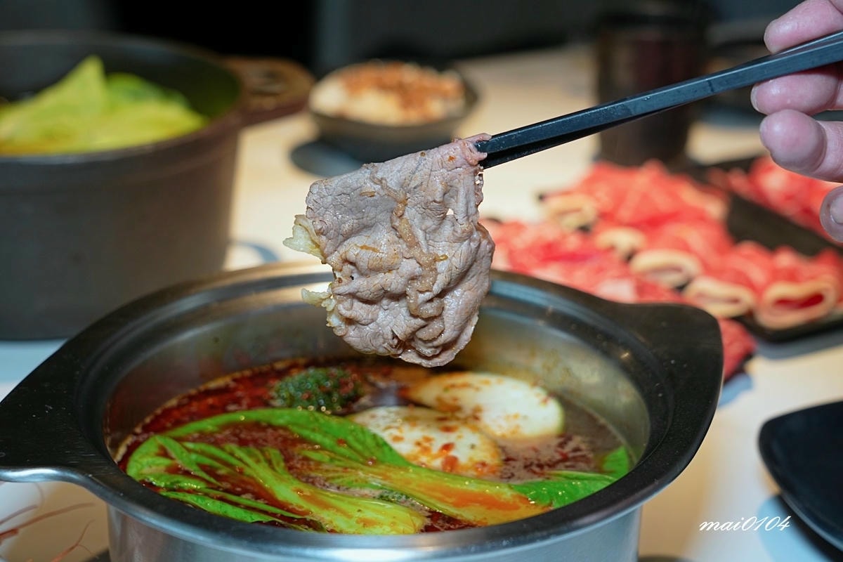 楊梅鍋物｜砸鍋火鍋專賣店～肉品、海鮮自由搭配，白飯、滷肉燥、