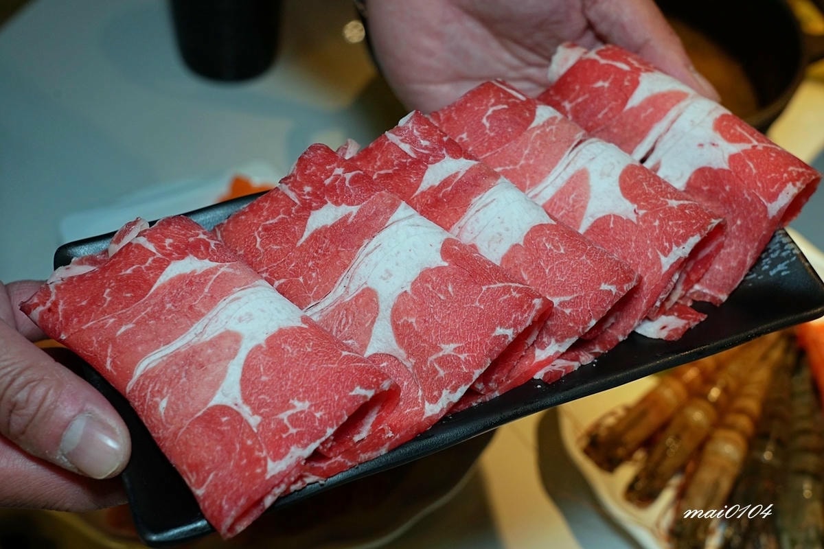 楊梅鍋物｜砸鍋火鍋專賣店～肉品、海鮮自由搭配，白飯、滷肉燥、