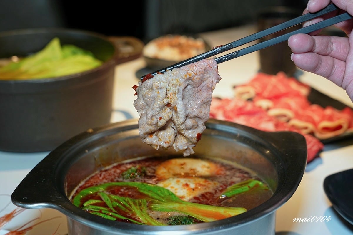 楊梅鍋物｜砸鍋火鍋專賣店～肉品、海鮮自由搭配，白飯、滷肉燥、
