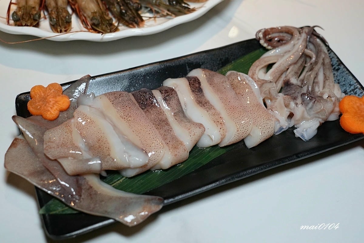 楊梅鍋物｜砸鍋火鍋專賣店～肉品、海鮮自由搭配，白飯、滷肉燥、