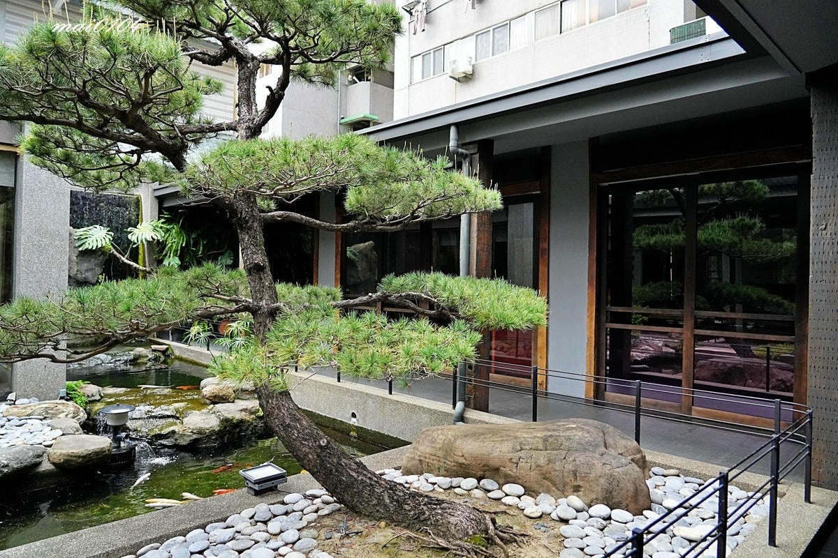 台中隱藏版老字號日料!桃太郎日式料理~日式庭園、私人包廂的用 台中隱藏版老字號日料!桃太郎日式料理~日式庭園、私人包廂的用