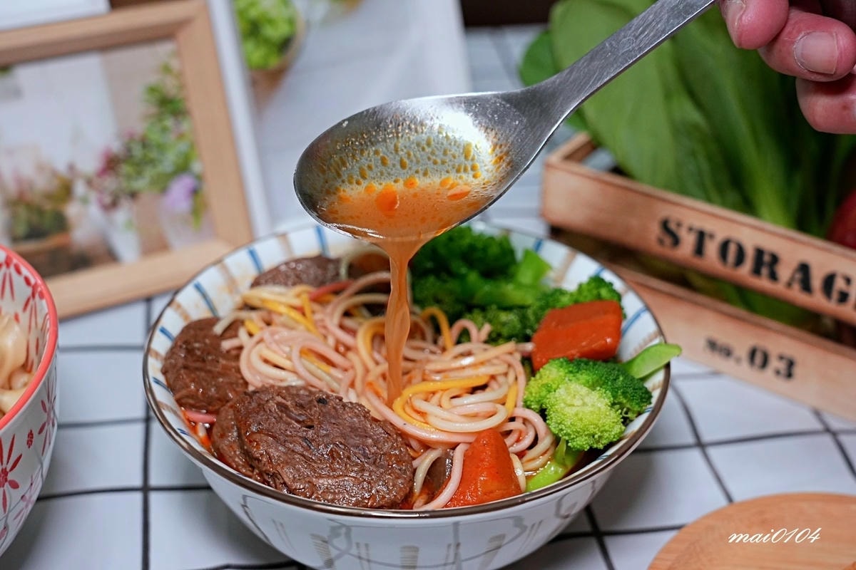 宅配美食｜纖宴VegeKing～全台第一家常溫蔬食調理包，沒