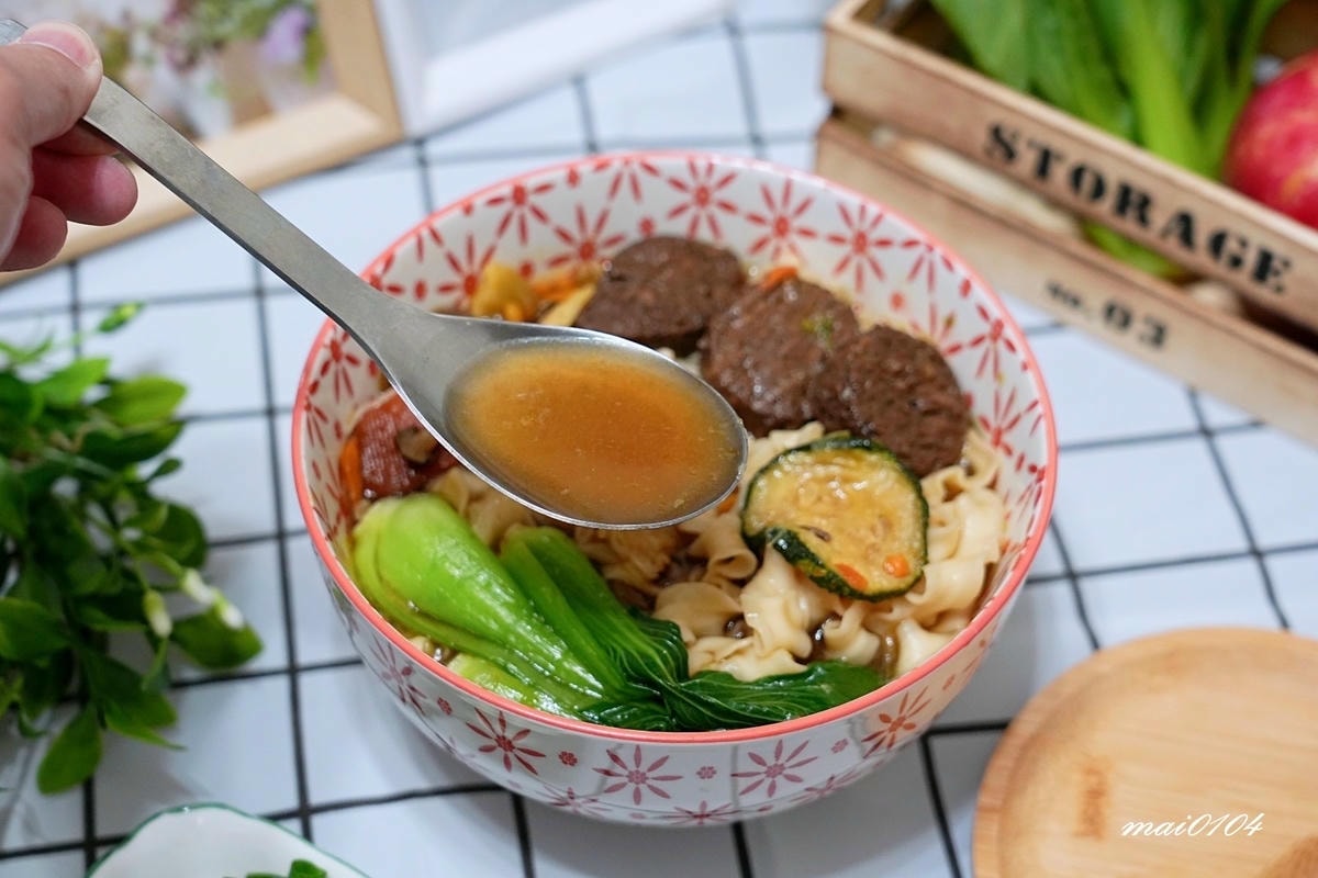 宅配美食｜纖宴VegeKing～全台第一家常溫蔬食調理包，沒