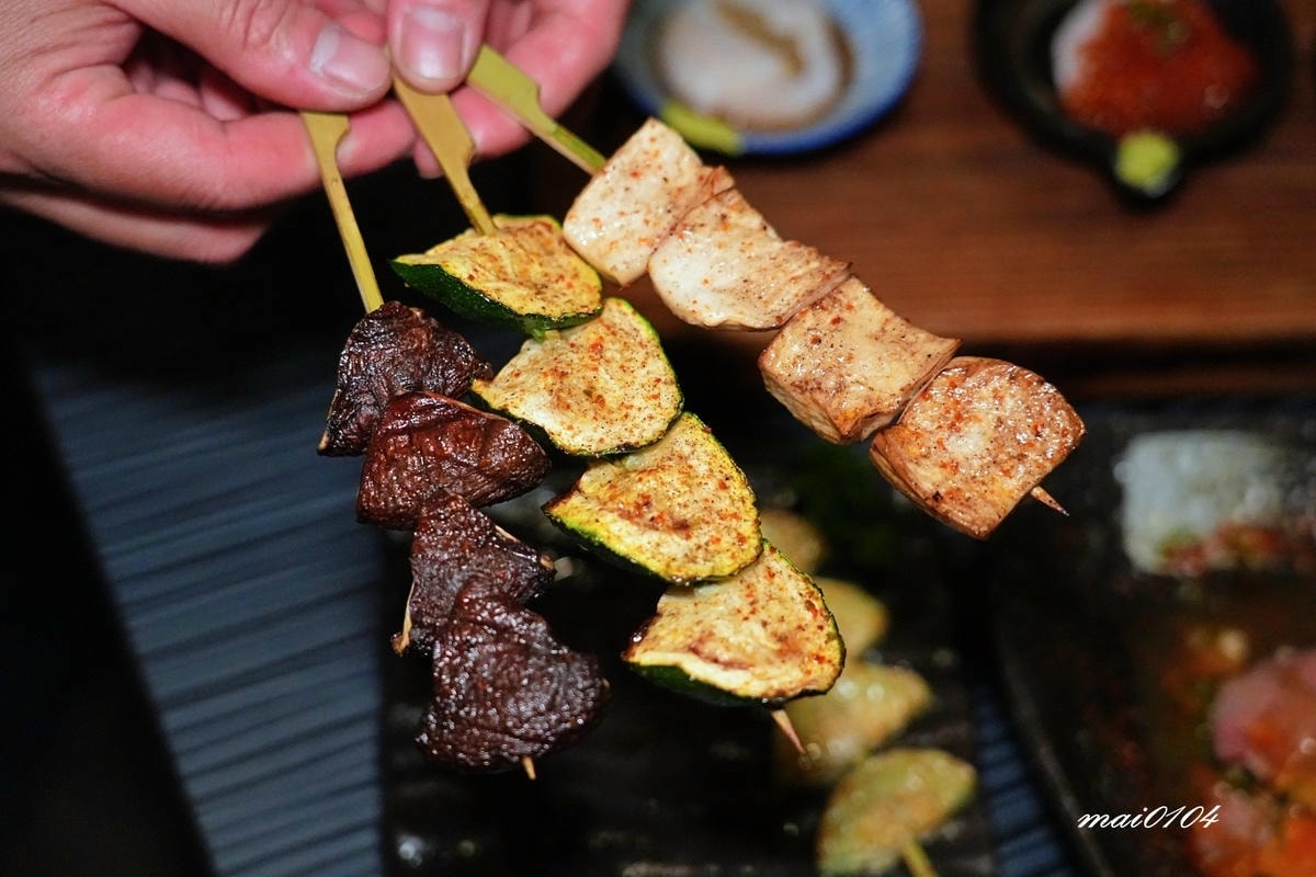 一週只開五天的桃園騷居酒屋!營業到凌晨一點,每個座位都是獨立 一週只開五天的桃園騷居酒屋!營業到凌晨一點,每個座位都是獨立