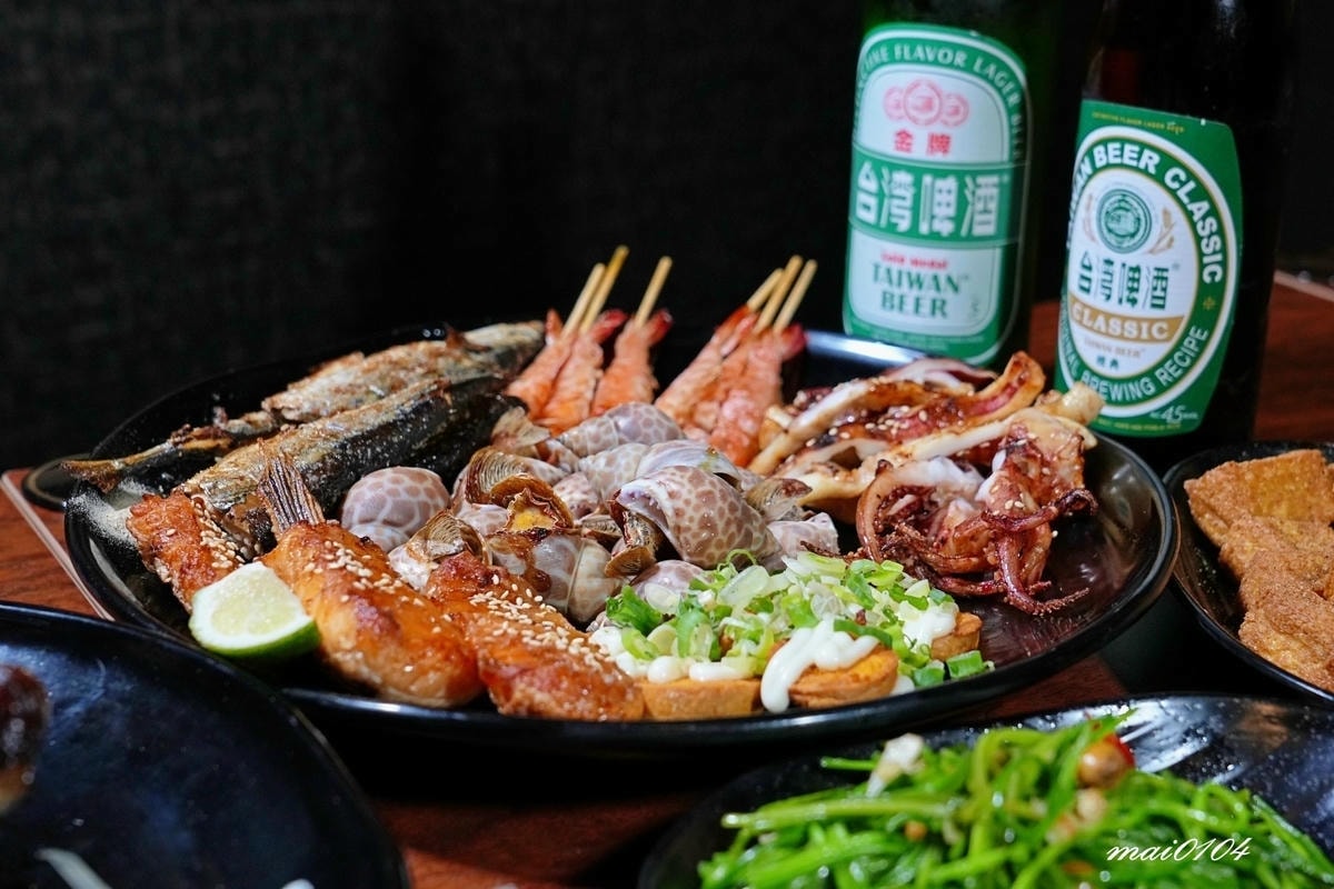 雞老闆桶仔雞景美店開幕啦！！壽星用餐送桶仔雞、學生吃雞也只要