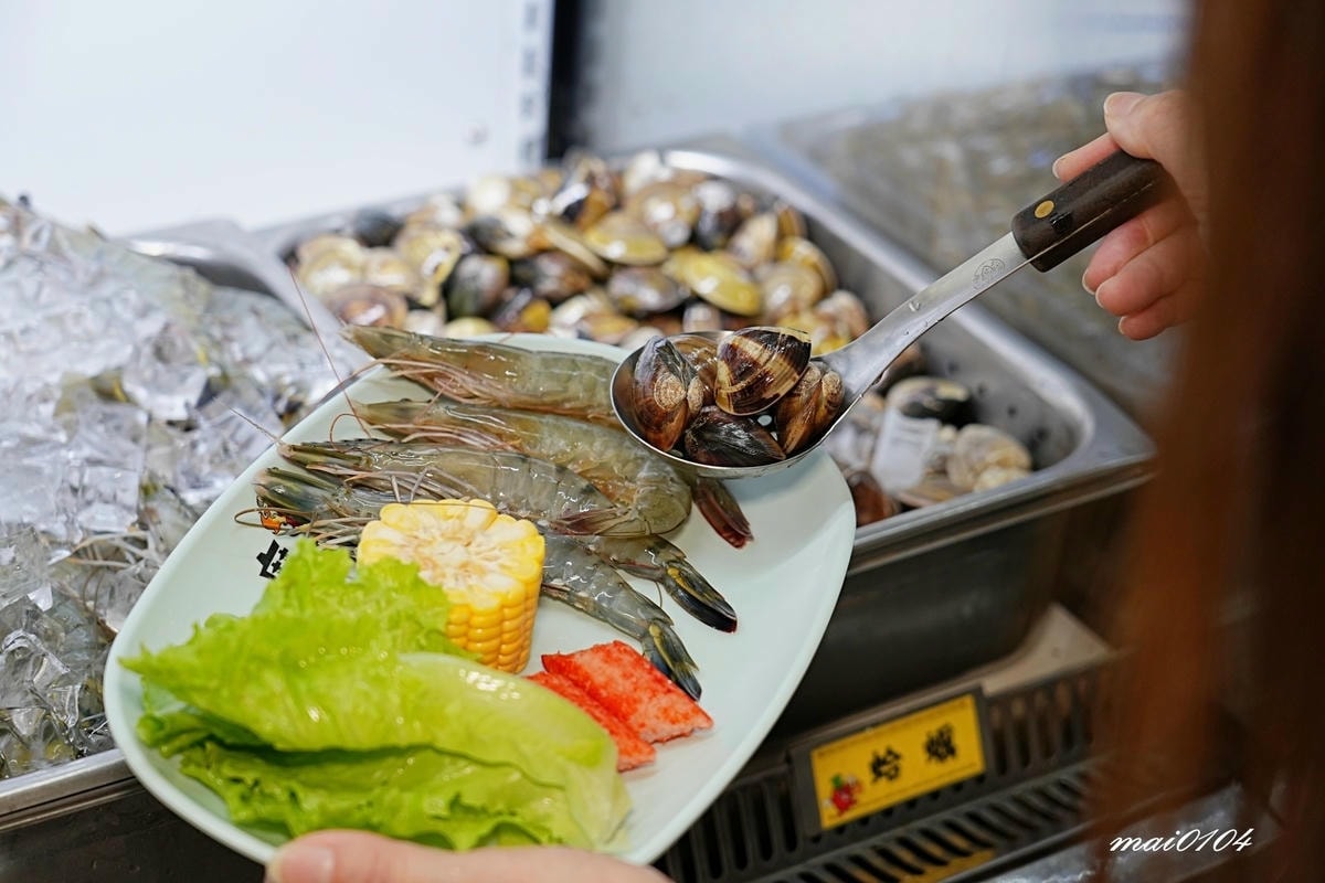龜山林口火鍋吃到飽｜魔椒頂級鴛鴦鍋林口總店～吃到飽的價格、單