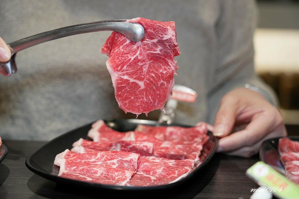 龜山林口火鍋吃到飽｜魔椒頂級鴛鴦鍋林口總店～吃到飽的價格、單