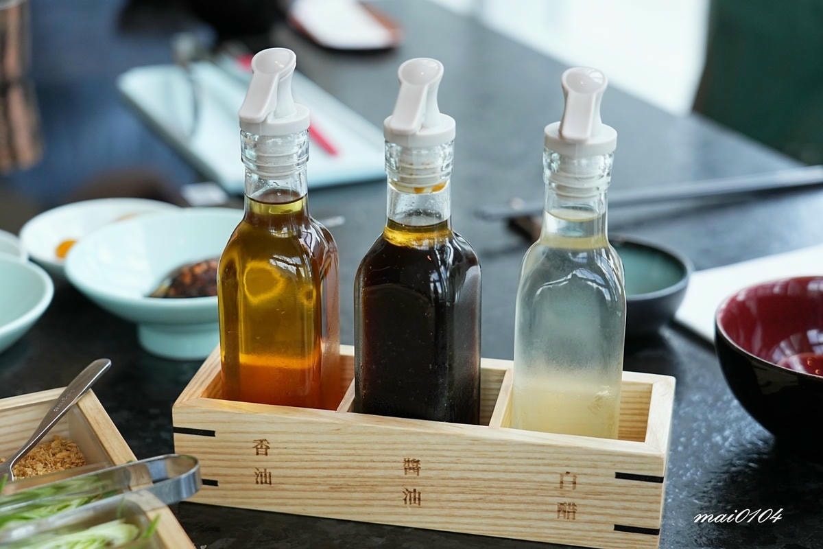 台北大直聚餐推薦｜明粵頂級海鮮火鍋～全台唯一由隈研吾設計的美