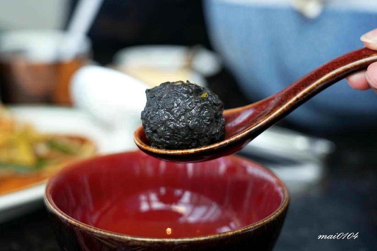 台北大直聚餐推薦｜明粵頂級海鮮火鍋～全台唯一由隈研吾設計的美