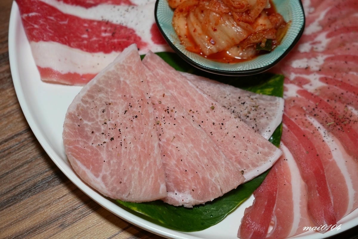 基隆狸小路燒肉專賣店～在地20多年老字號燒肉店，餐點多樣化連