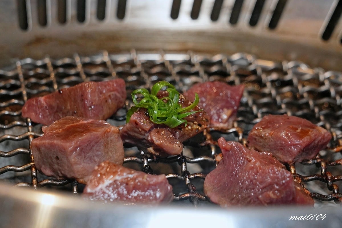 基隆狸小路燒肉專賣店～在地20多年老字號燒肉店，餐點多樣化連