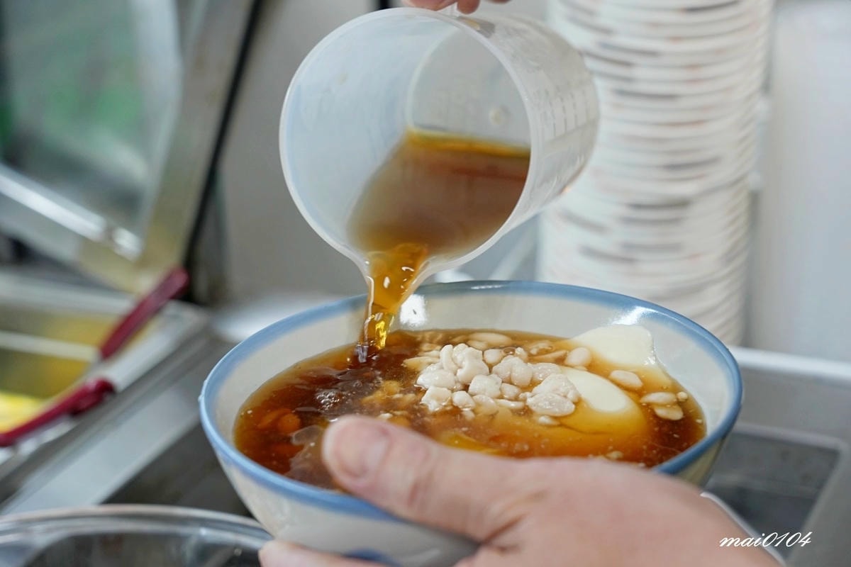 台北文山區美食｜三盛三豆花～手工豆花、燒麻糬冰、爽口的鳳梨冰