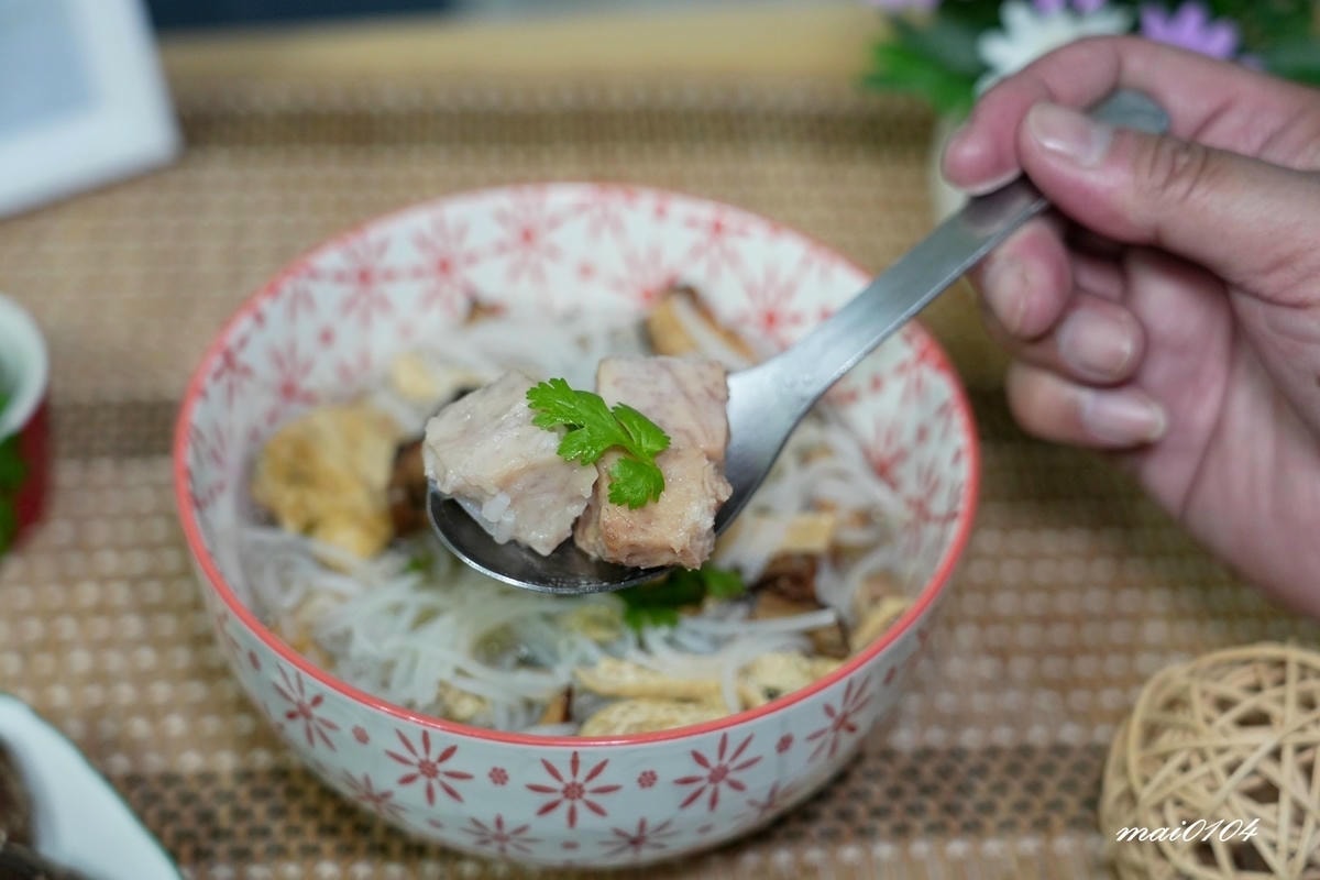 i3 Fresh愛上新鮮推出主廚「豪氣食堂台式芋頭炊粉湯」傳